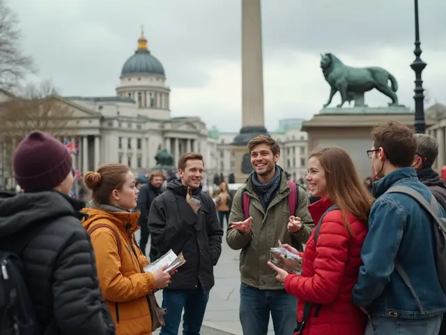 Best Guided Tours of Trafalgar Square in London for History Buffs