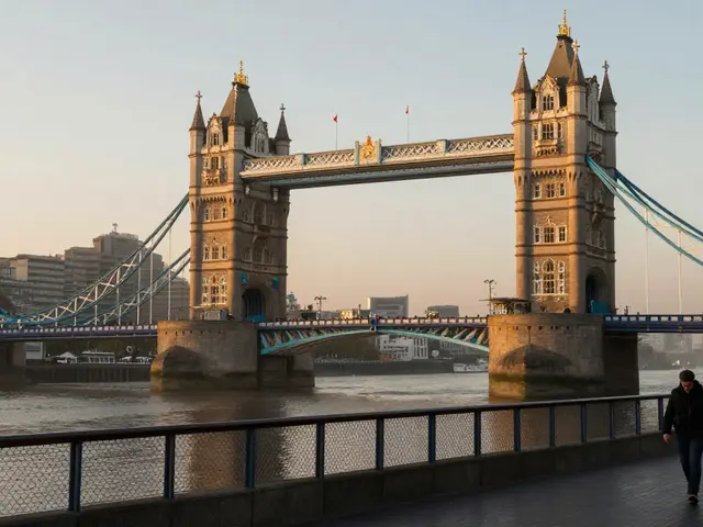 Tower Bridge: London’s Iconic Engineering Marvel and How to Experience It Like a Local