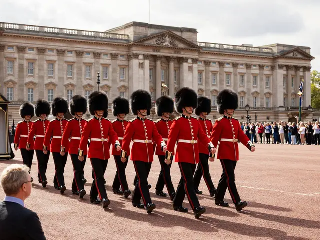 Buckingham Palace: Your Essential Guide to London’s Crown Jewel