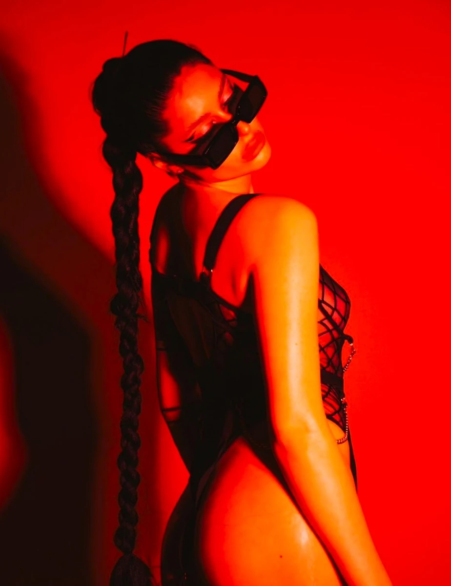 Aleks escort in London