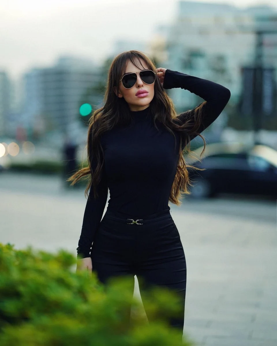 Ayla escort in London