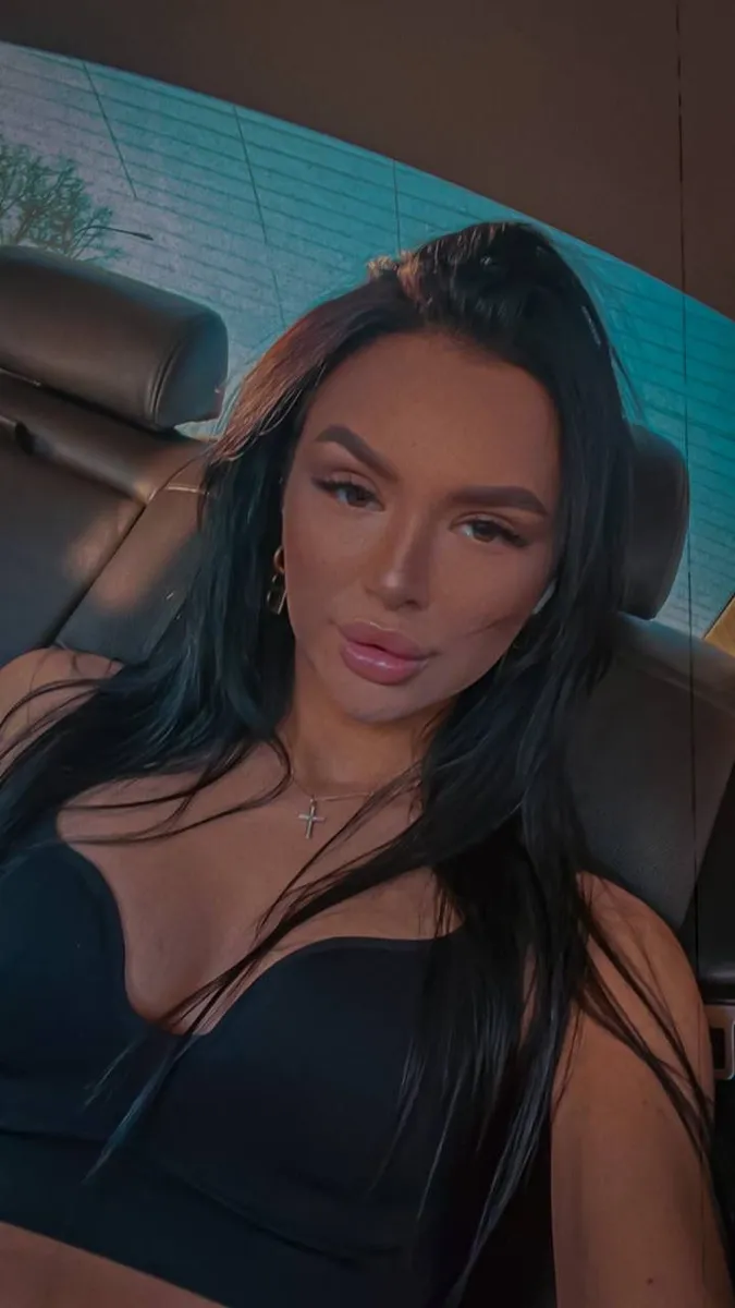 Isabel escort in London