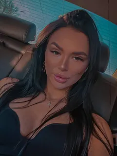 Isabel escort in London