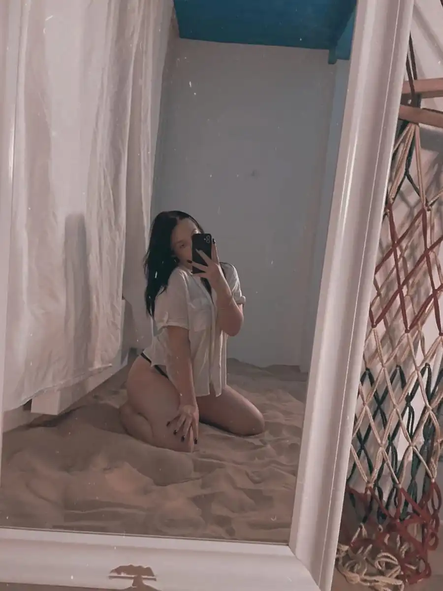 Leyla escort in London