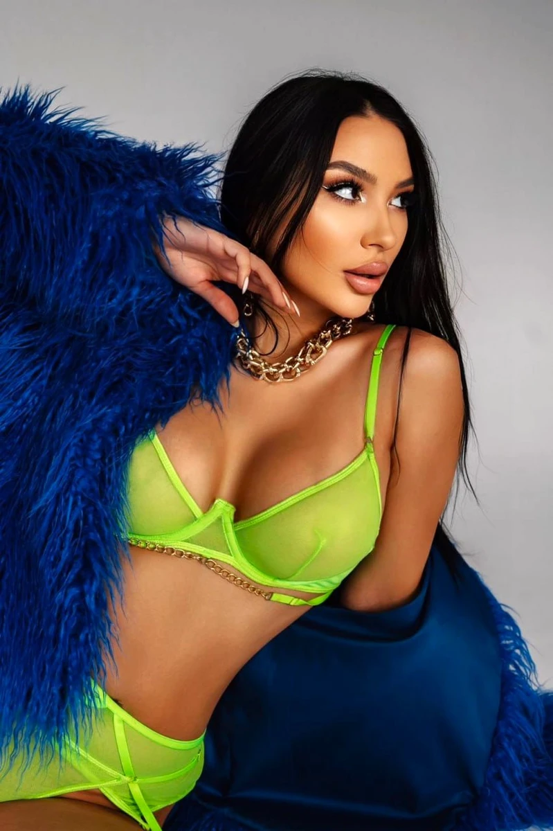 Lila escort in London