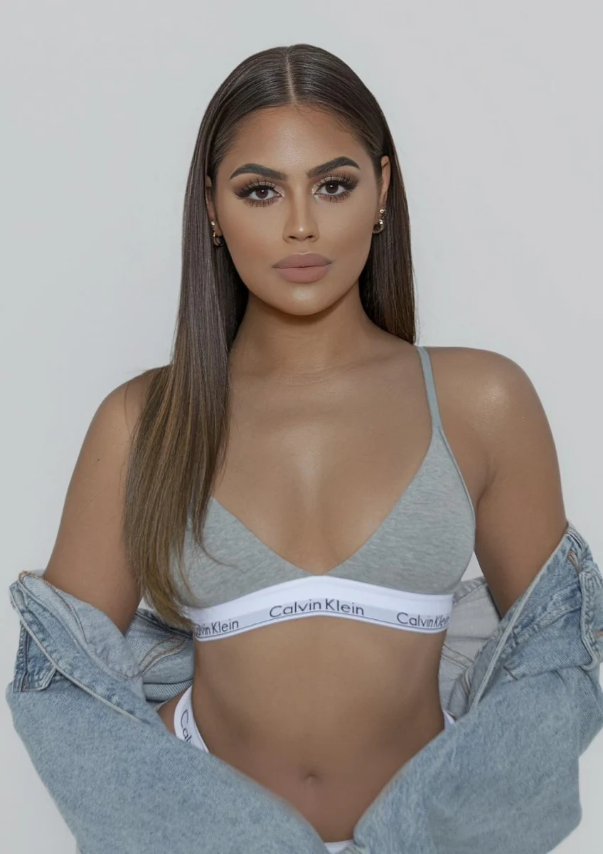 Margarita escort in London