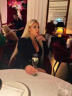Mila escort in London