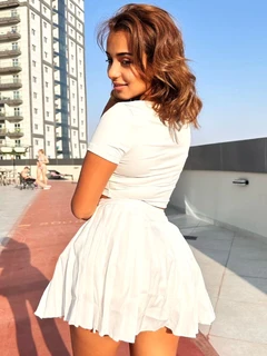 Olya escort in London